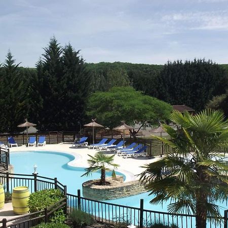 Domaine De Guillalmes Hotel Fumel Exterior foto