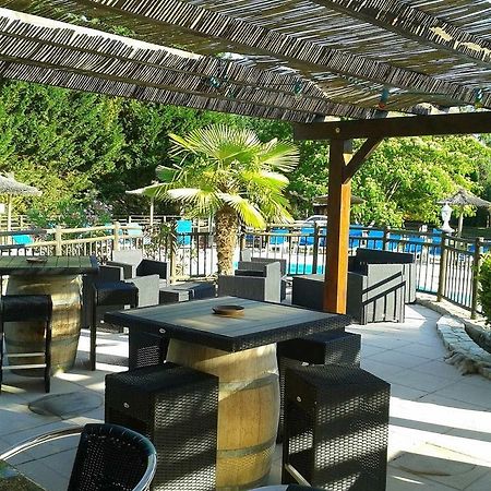 Domaine De Guillalmes Hotel Fumel Exterior foto