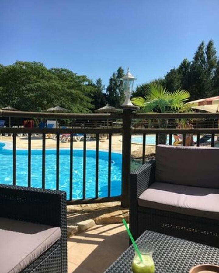 Domaine De Guillalmes Hotel Fumel Exterior foto